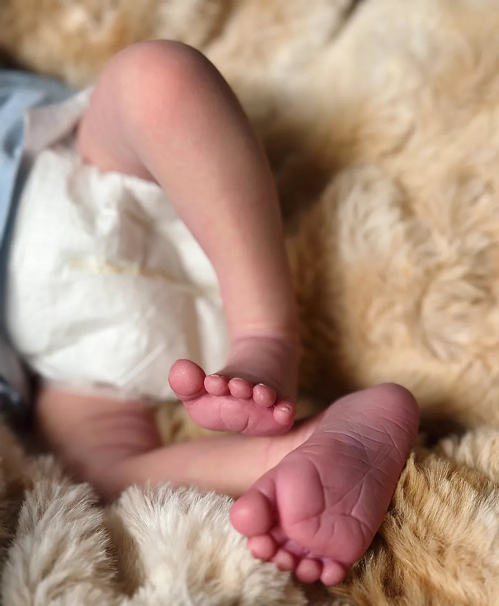 Bebé Reborn Realista Pedro niño con 45cm y 1.500kg