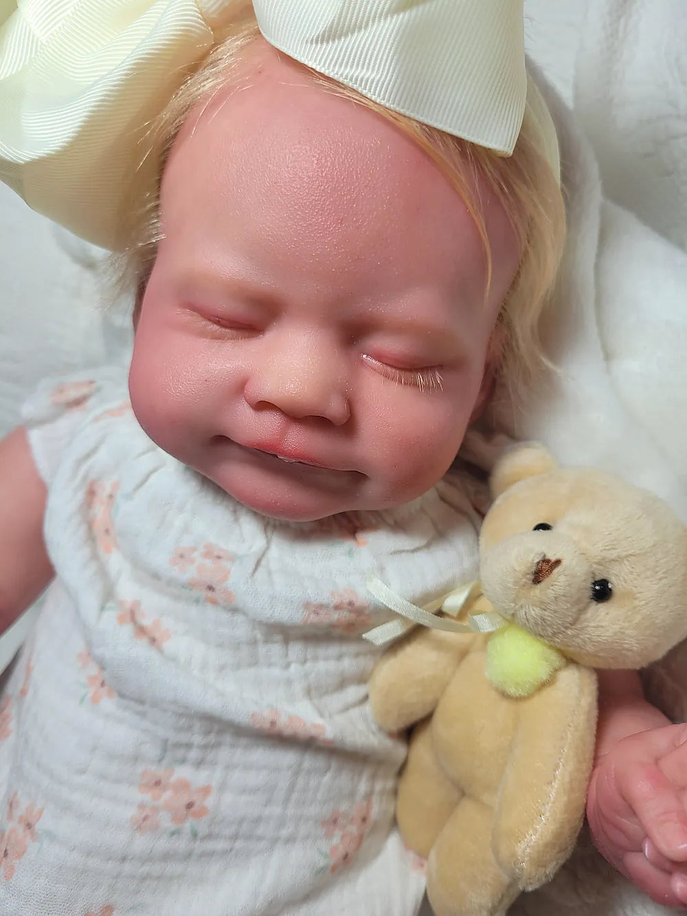 Bebé Reborn Realista Lara niña con 48cm y 1.500kg