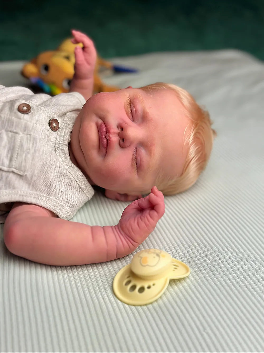 Bebé Reborn Realista  Hugo niño con 45cm y 1.500kg