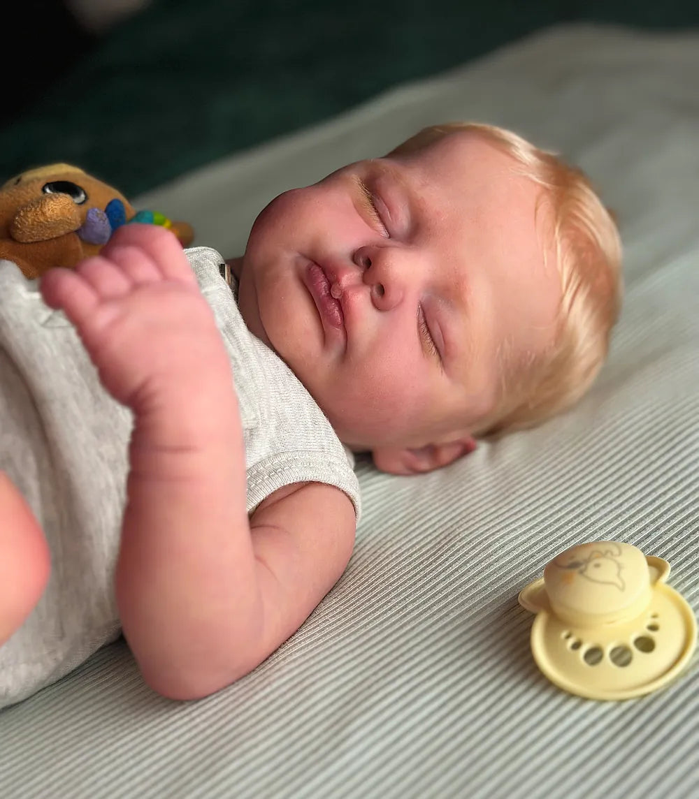 Bebé Reborn Realista  Hugo niño con 45cm y 1.500kg