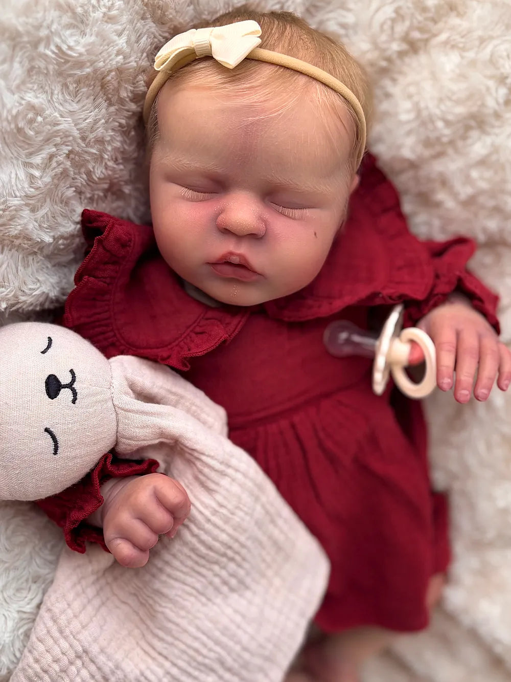 Bebé Reborn Realista  Emília niña con 51cm y 1.800kg