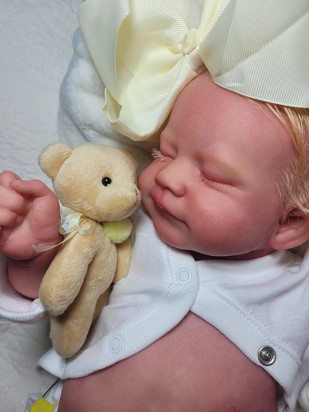 Bebé Reborn Realista  Lara niña con 48cm y 1.500kg