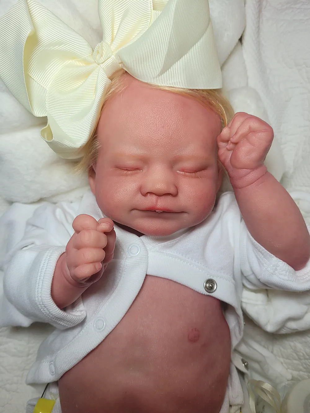 Bebé Reborn Realista  Lara niña con 48cm y 1.500kg