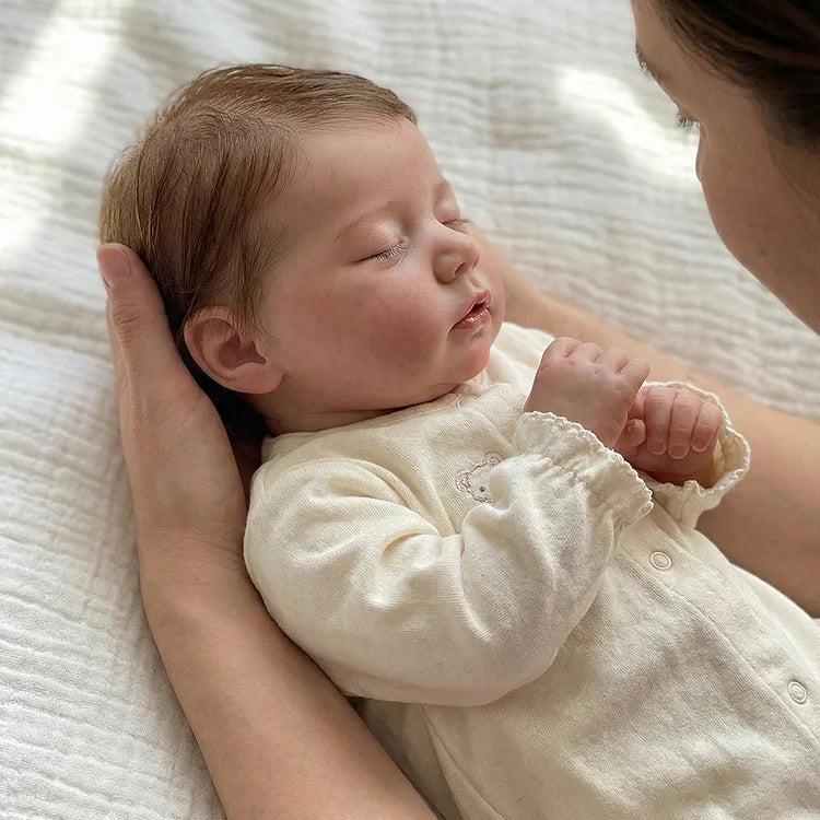 Bebé Reborn Realista  Ravi niño con 52cm y 1.900kg